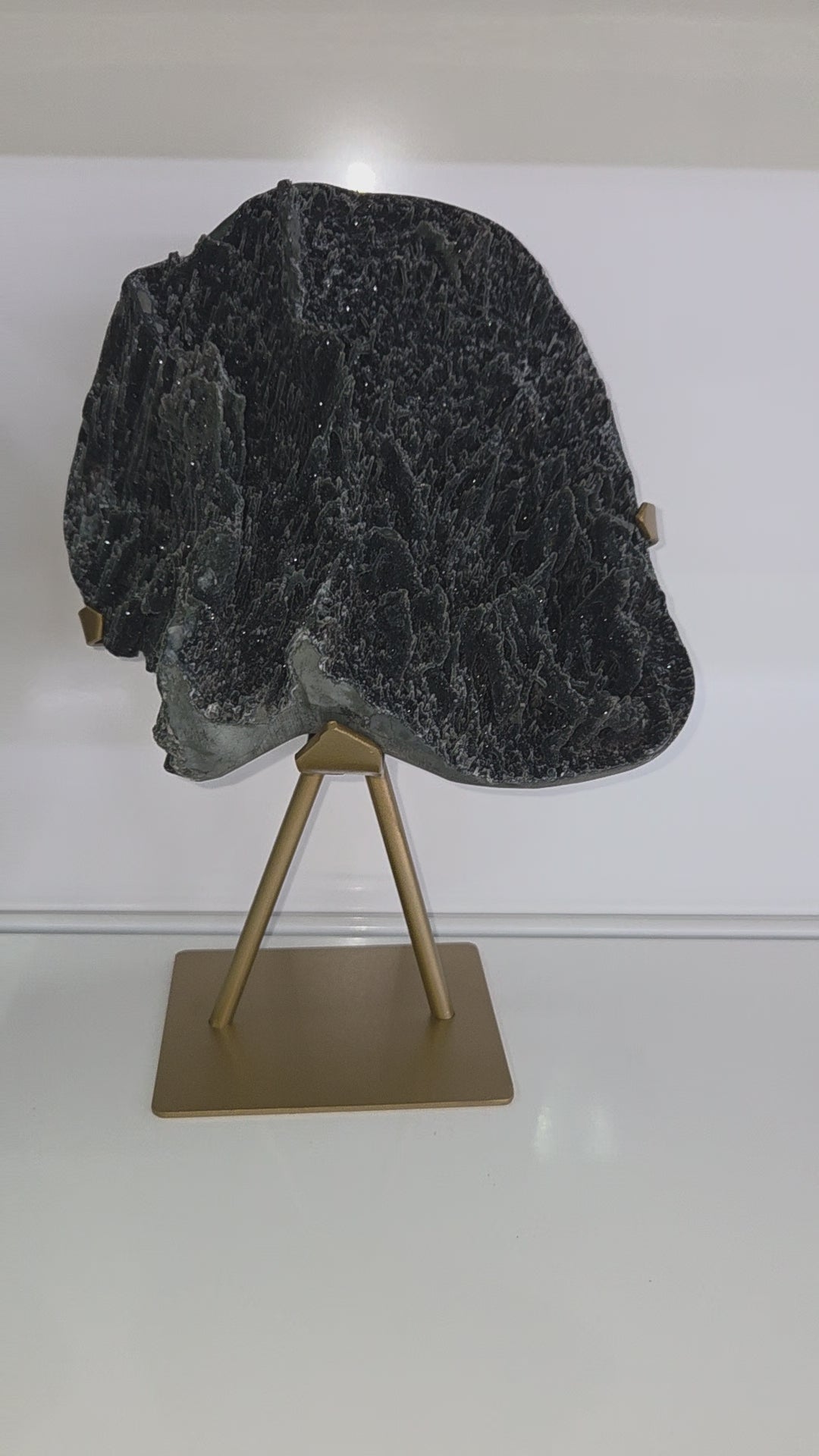 Zeldzame zwarte amethist XL