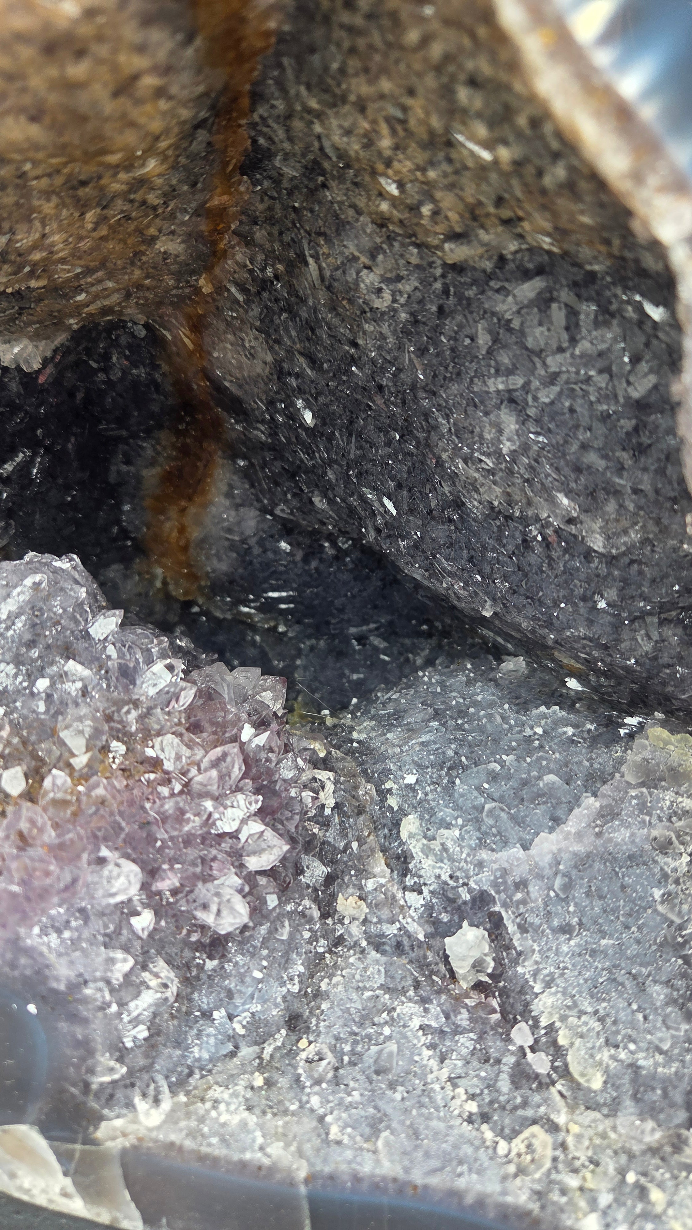 Amethist geode Brazilië