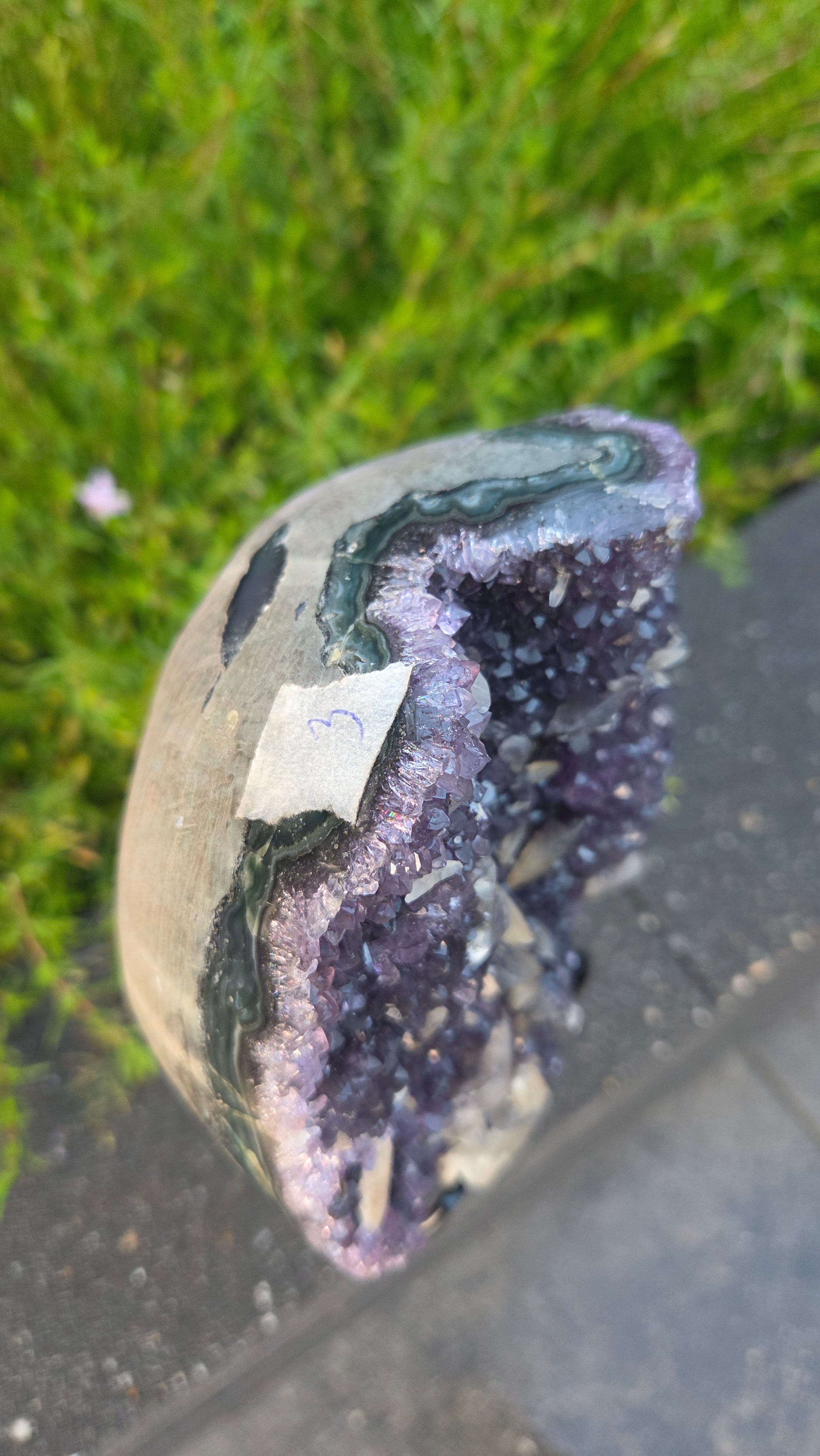 Amethist met calciet