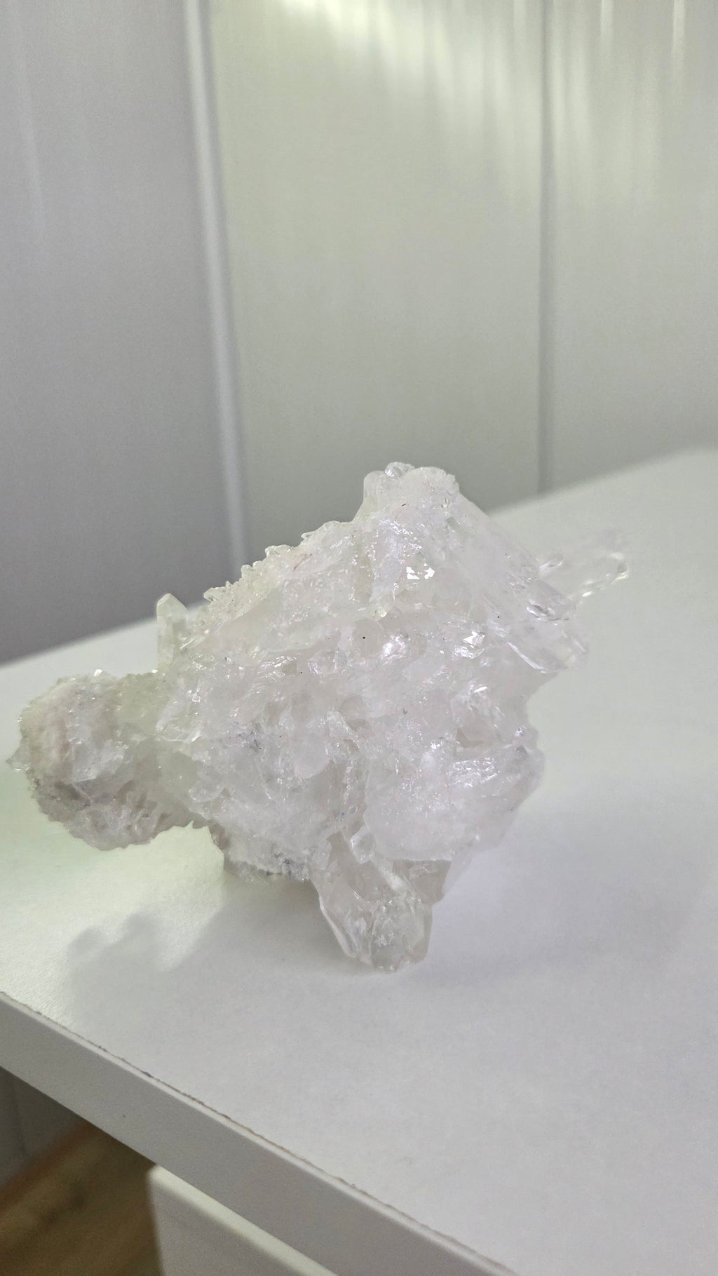Unieke bergkristal cluster