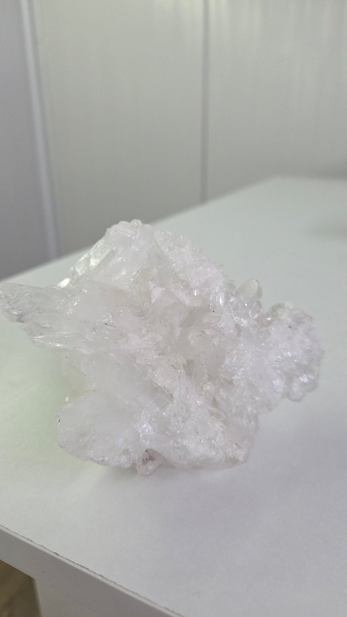 Unieke bergkristal cluster