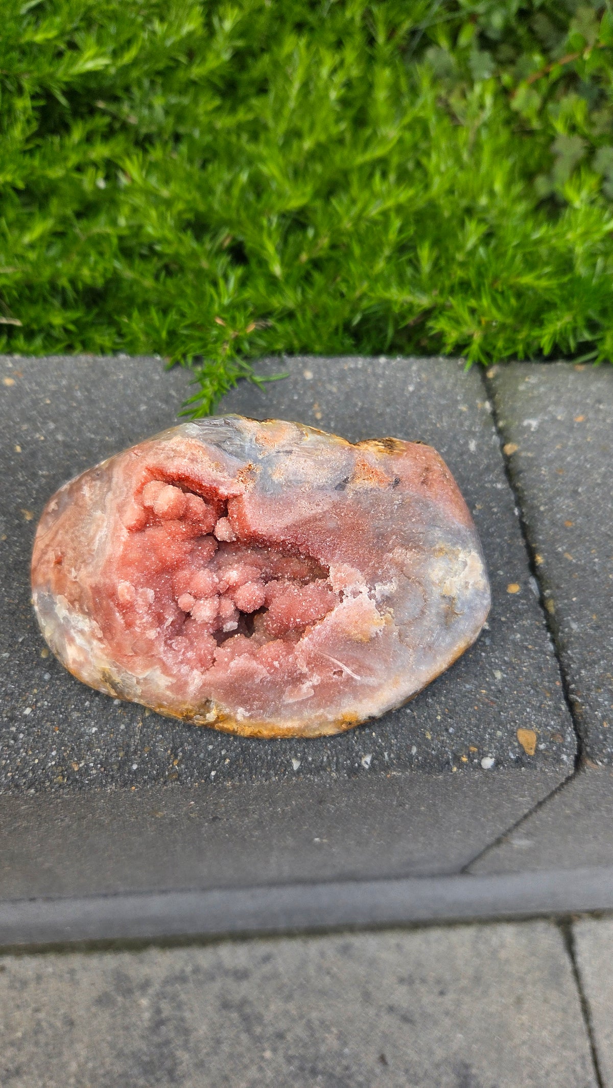 Unieke roze amethist