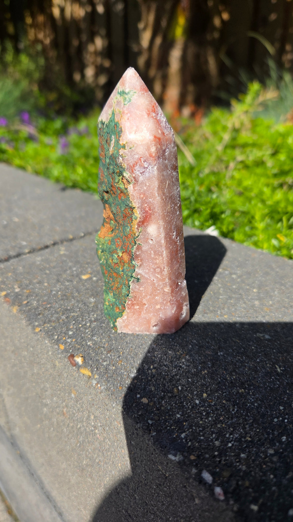 Roze amethist toren