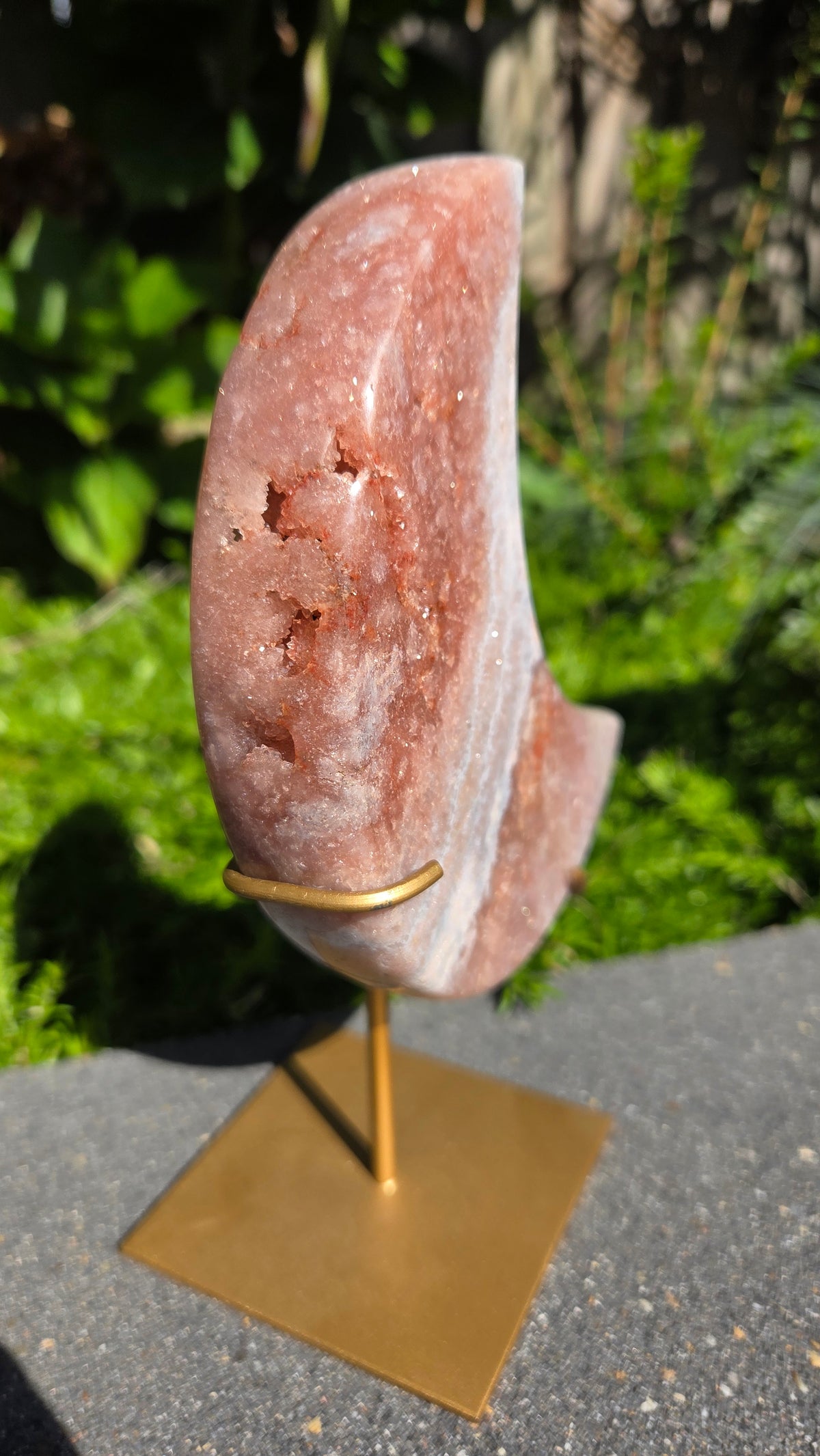 Roze amethist maan