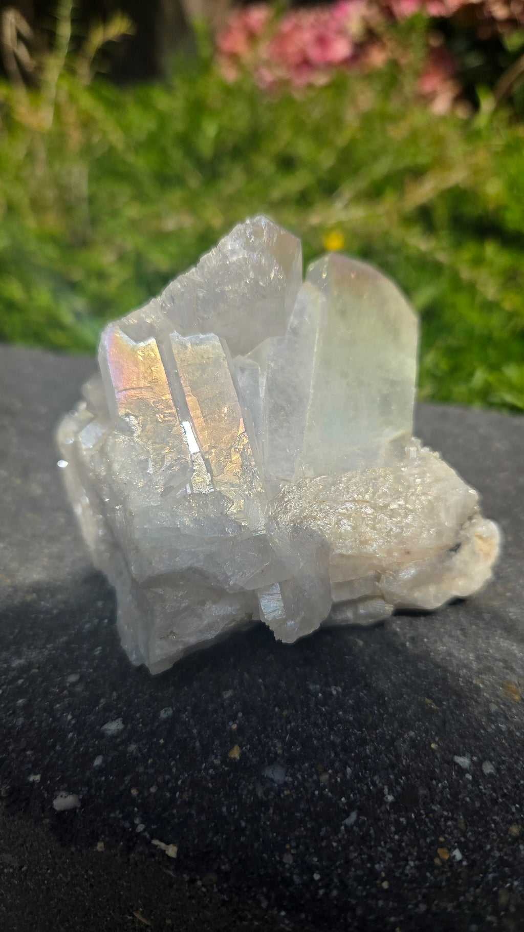 Bergkristal cluster met aura