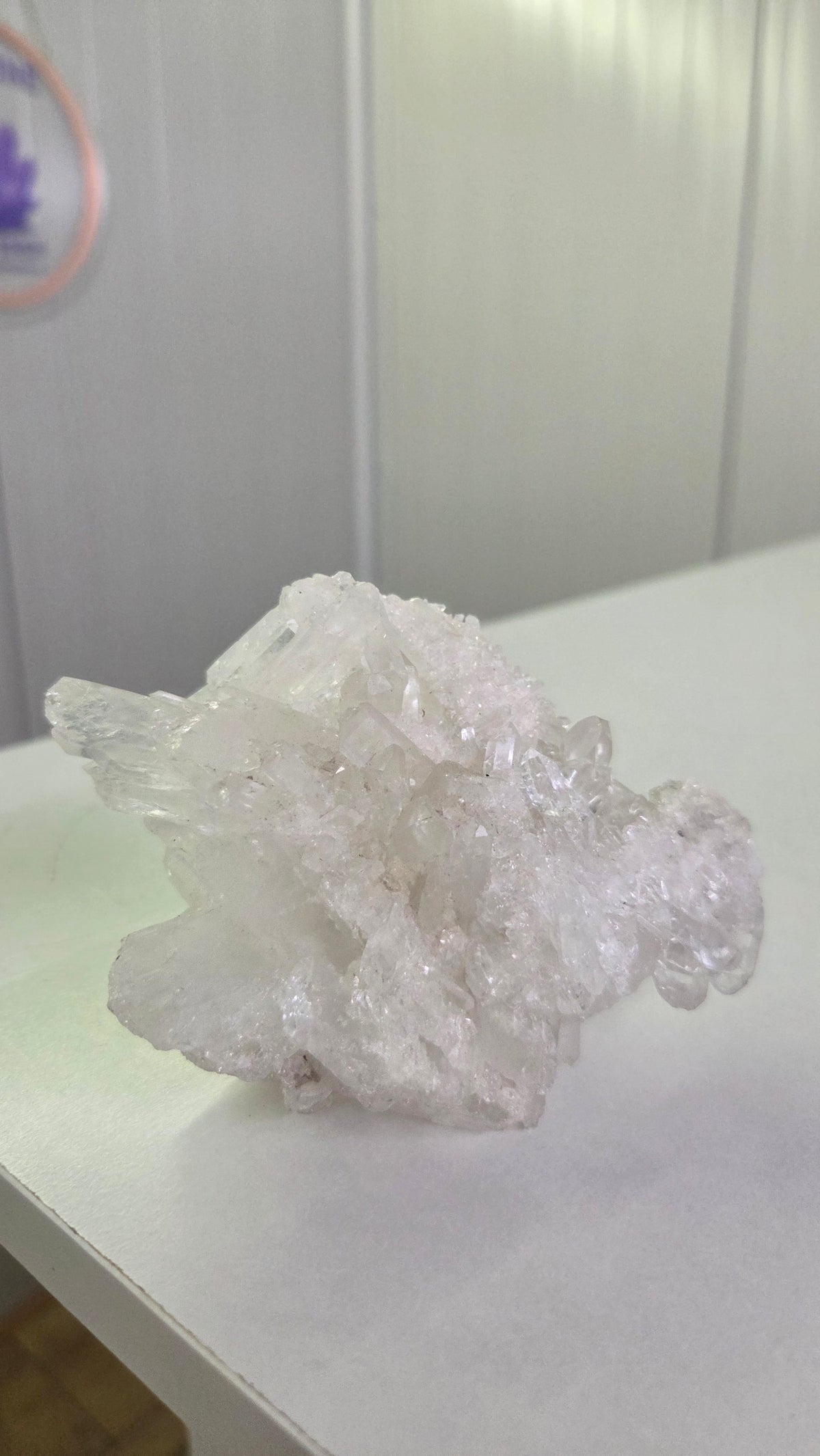 Unieke bergkristal cluster