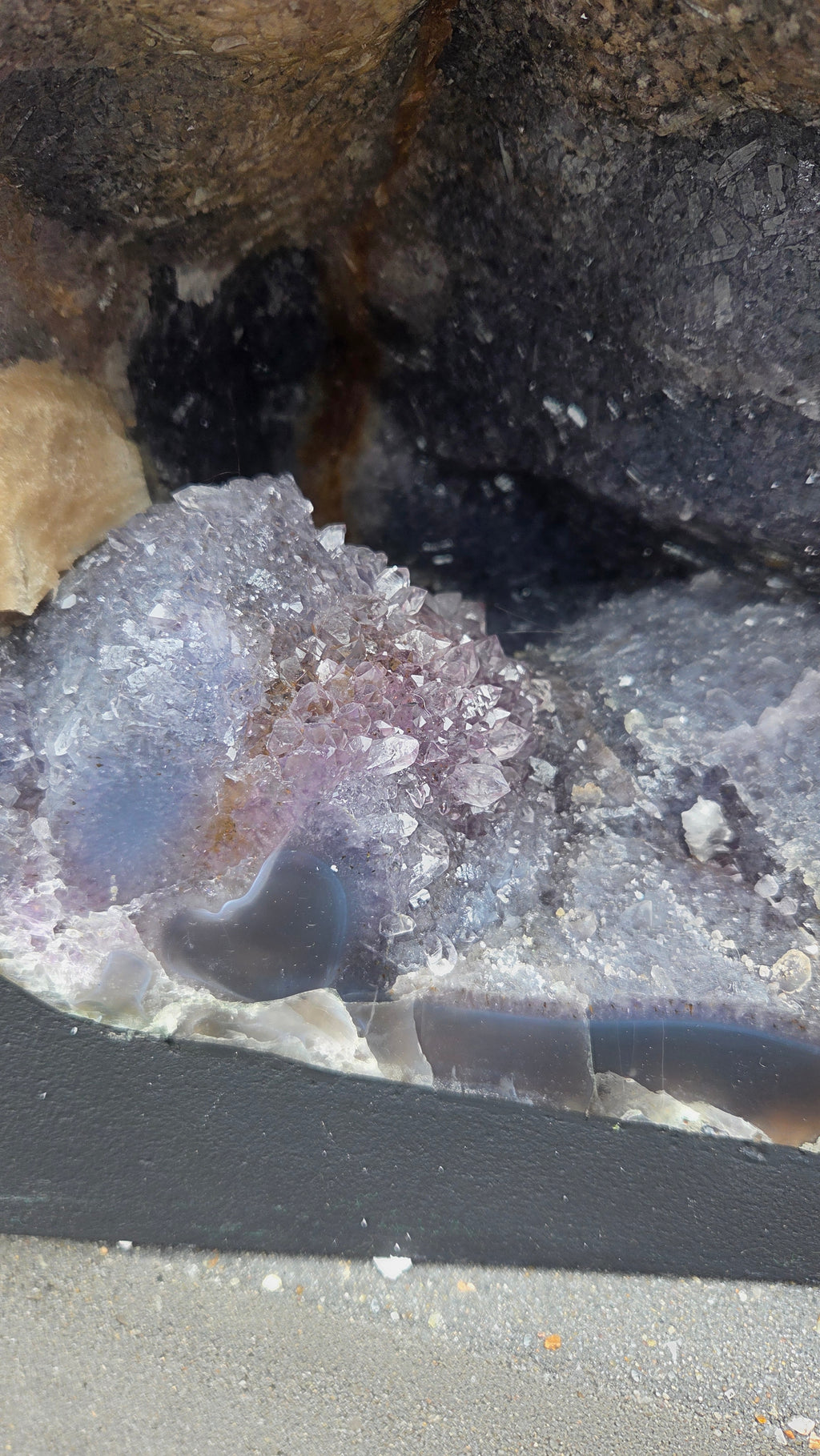 Amethist geode Brazilië